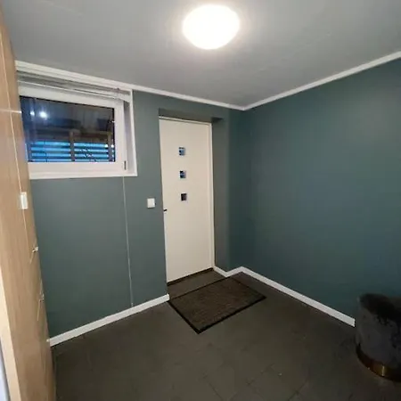 2 - Free Parking Apartment Tromsdalen
