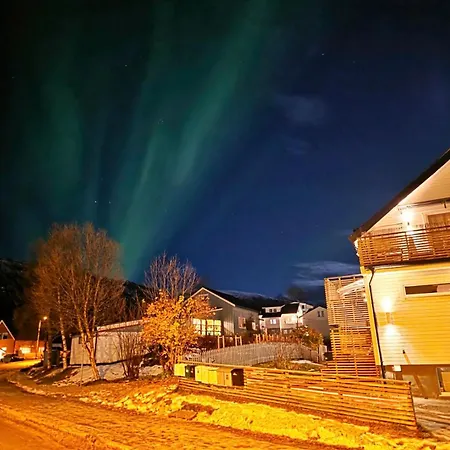 Apartment Tromsdalen Studio 2 - Free Parking, Views & Quiet Area