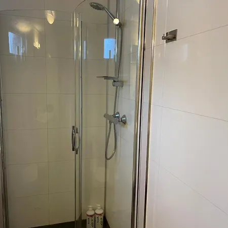 Tromsdalen Studio 2 - Free Parking, Views & Quiet Area * Tromsdalen